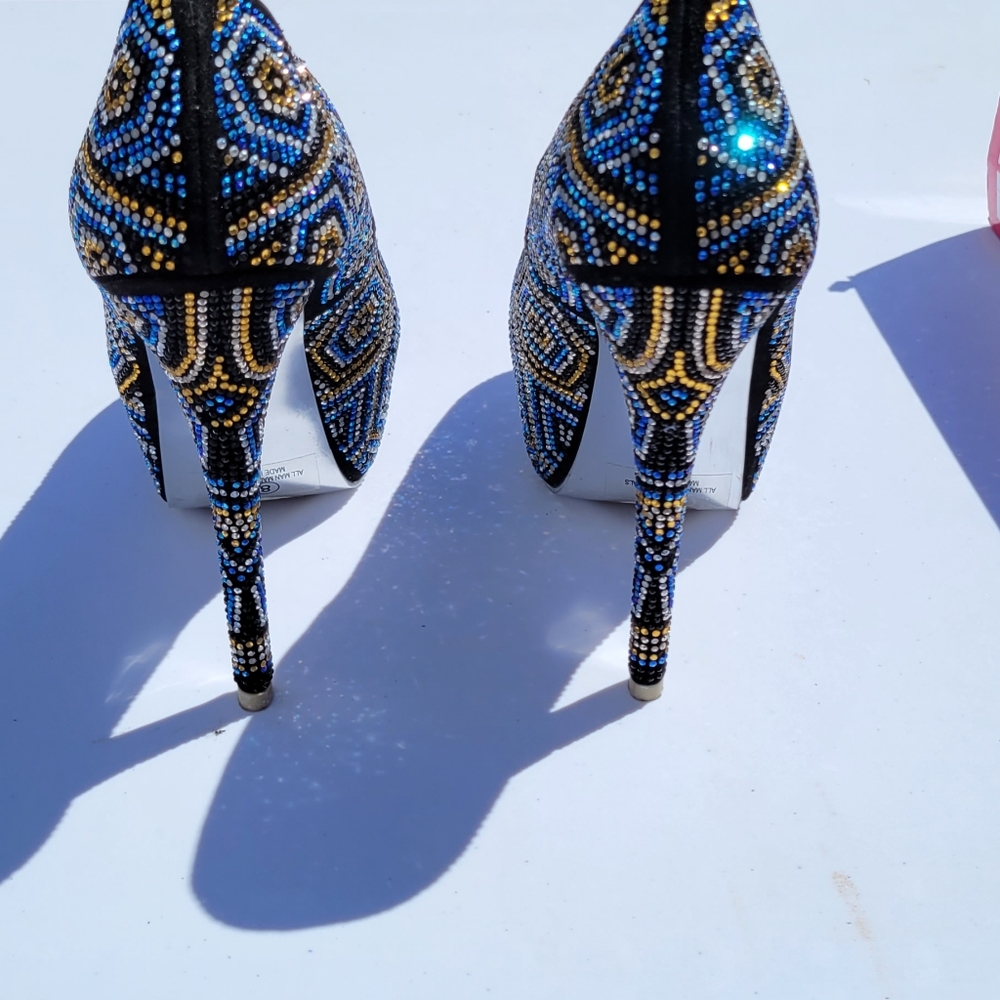 Beautiful dazzling High heel size 8